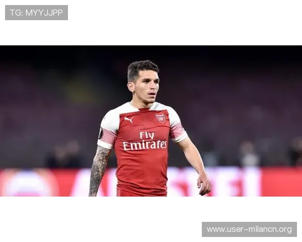 关于AC米兰体育报的最新赛事分析与深度报道，带你全面了解球队动态与战术变化